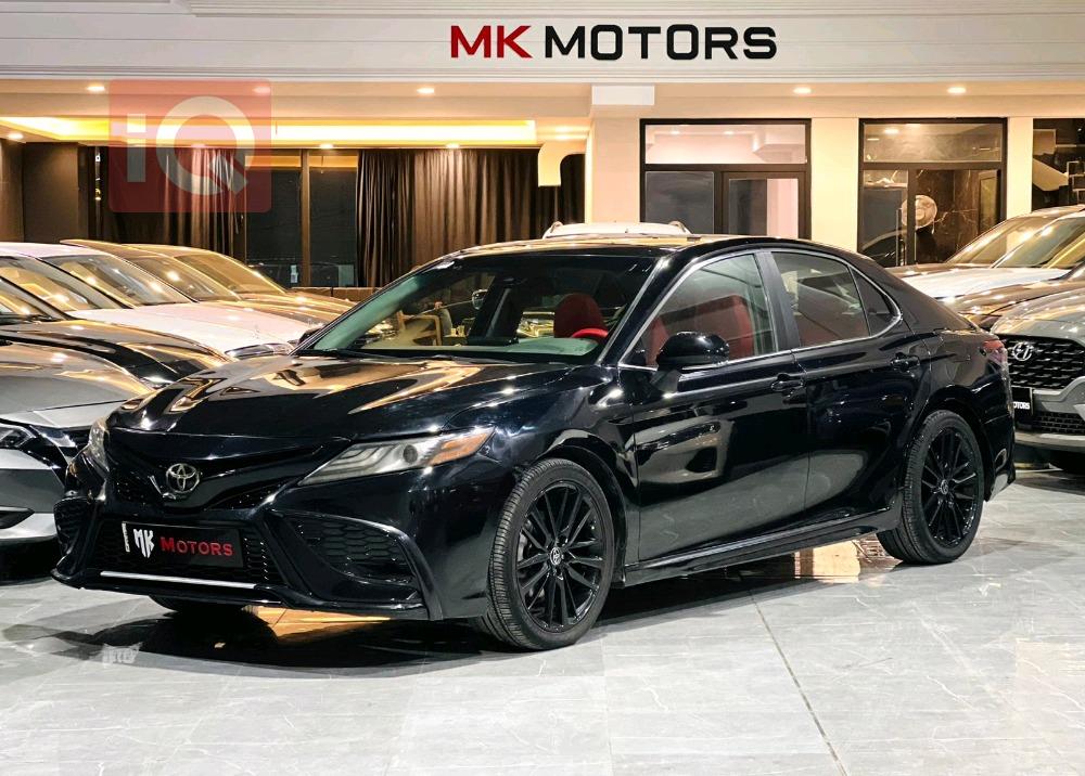 تۆیۆتا کامری